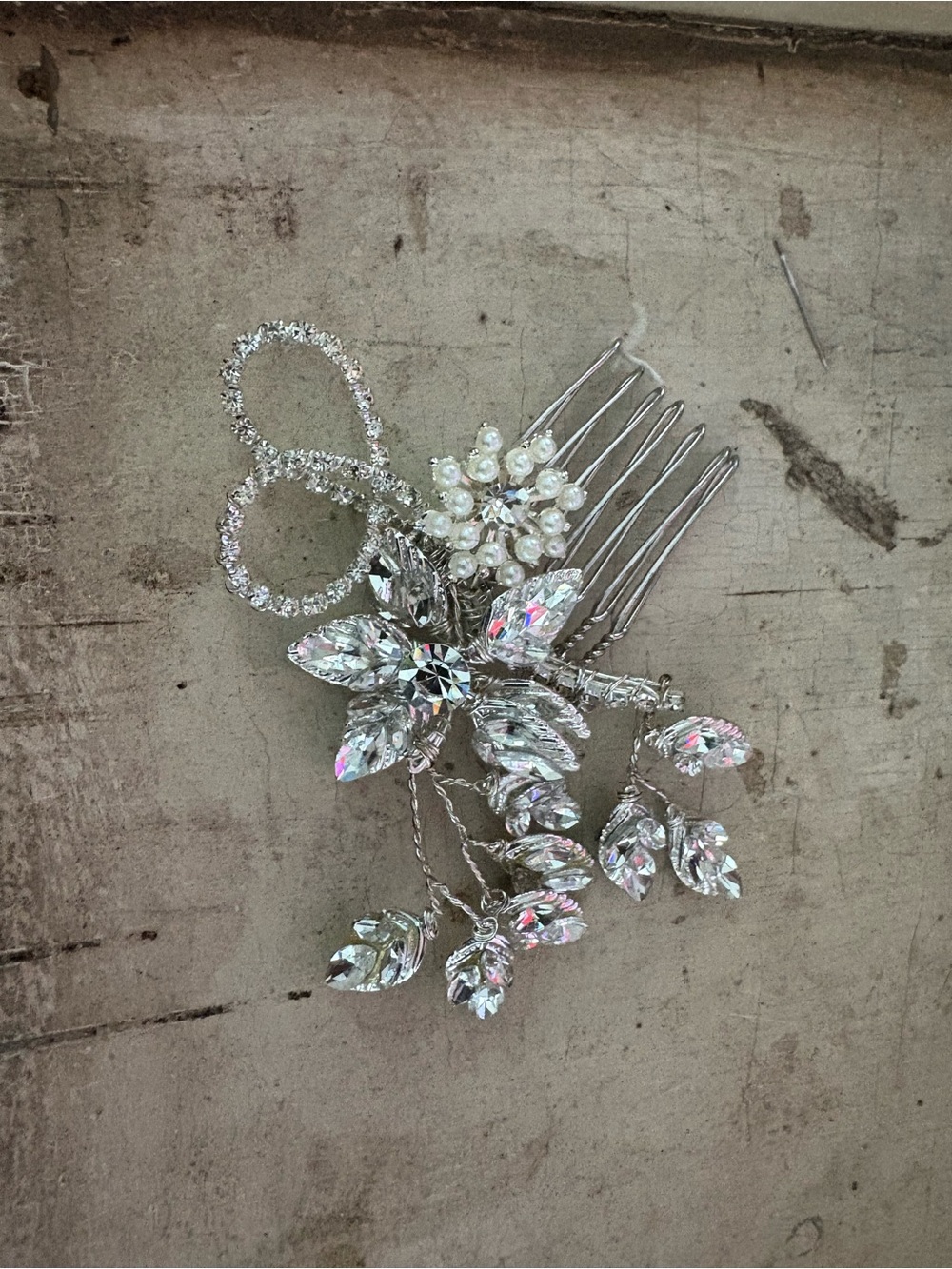 Bridal Hairpiece Rhinestone Floral & Leaves Bridal Hair Comb - Silver NWOT